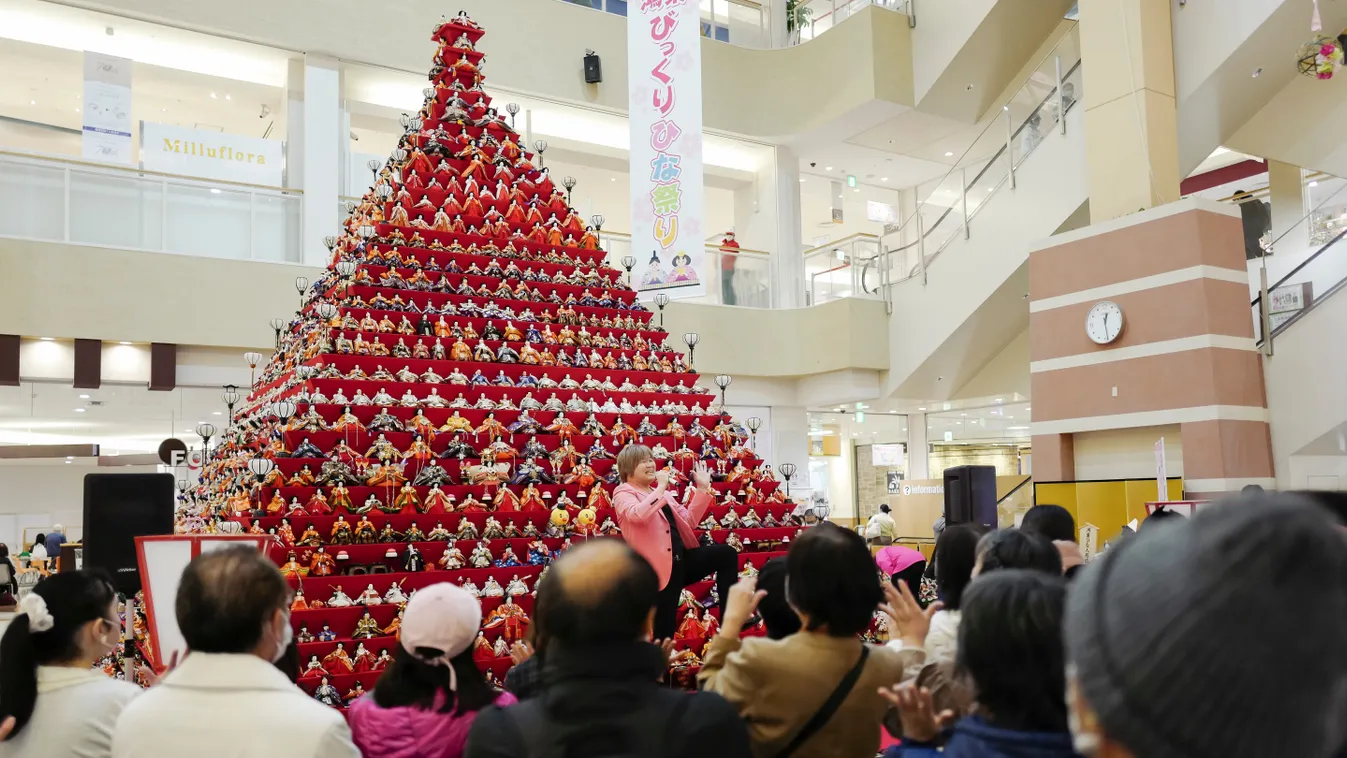 Japán, Konosu, 7, méter, játékbaba, piramis, 2024,  
