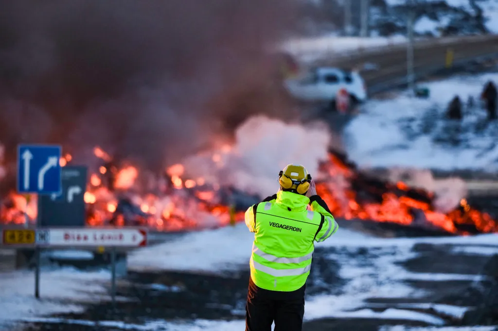 Vulkánkitörés, Izlandon, Vulkán, Izland, Grindavík, láva, 2024.02.08., 