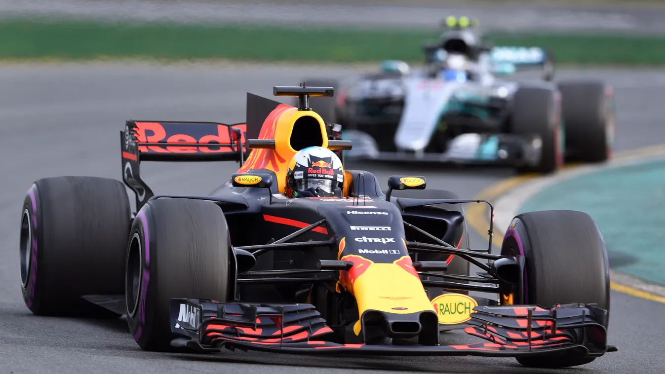 Forma-1, Daniel Ricciardo, Red Bull Racing, Valtteri Bottas, Mercedes-AMG Petronas, Ausztrál Nagydíj 