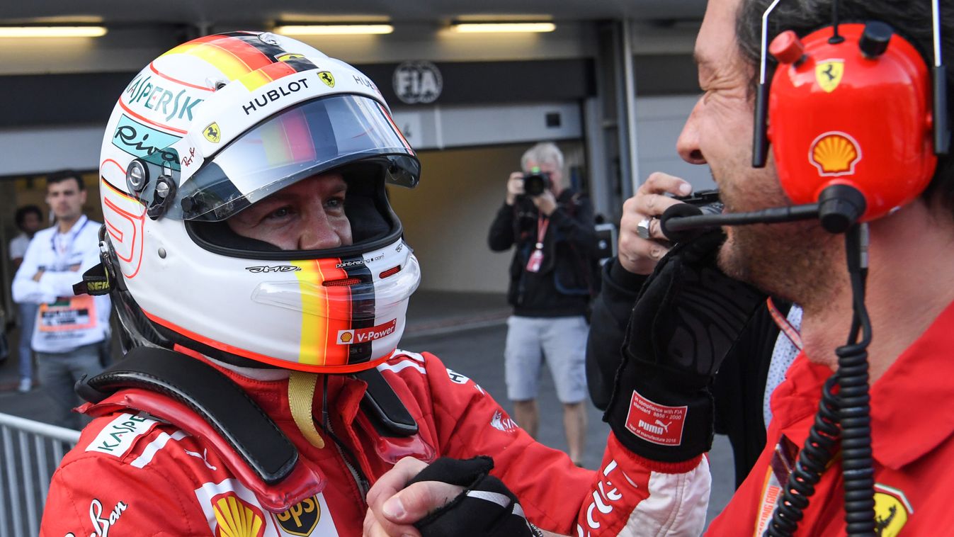Forma-1, Azeri Nagydíj, Sebastian Vettel, Ferrari, gratuláció, kézfogás 