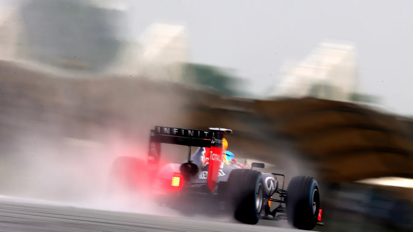 Forma-1, Sebastian Vettel, Red Bull, eső, Malajziai Nagydíj 