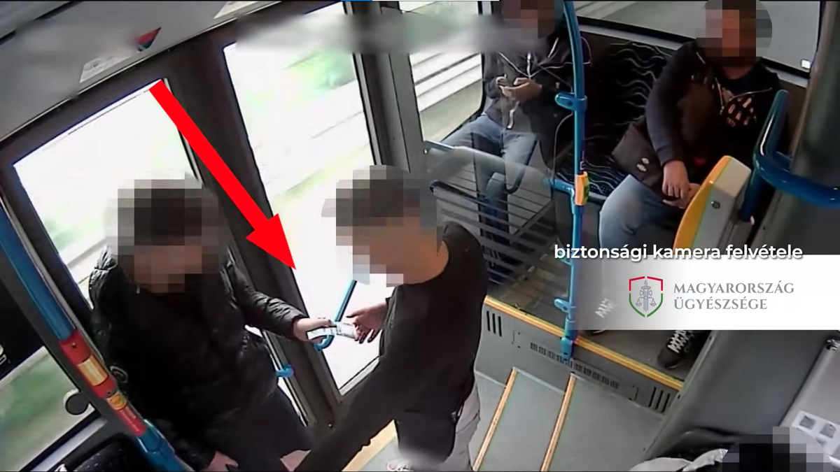Néhány perc alatt kétszer is kiraboltak egy fiút Budapesten - videó