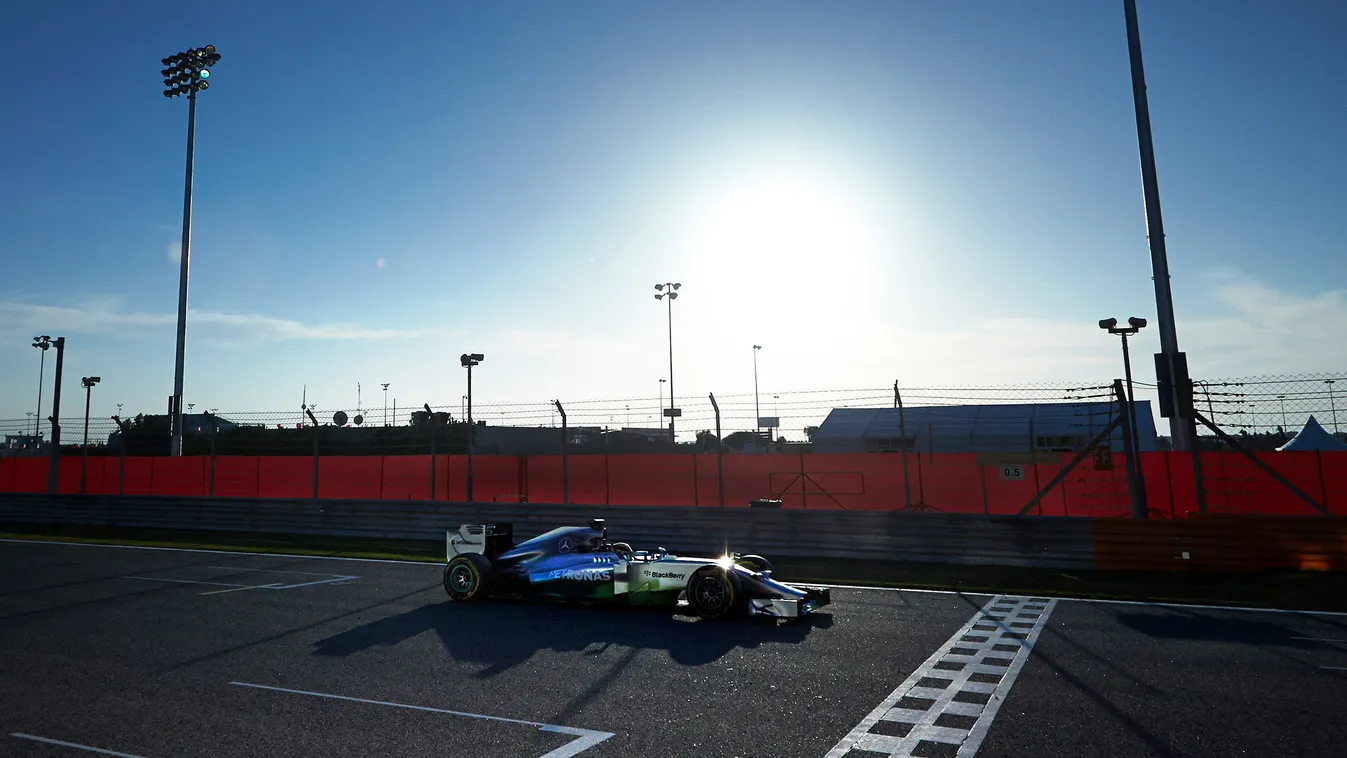 Forma-1, Mercedes, Lewis Hamilton, teszt 