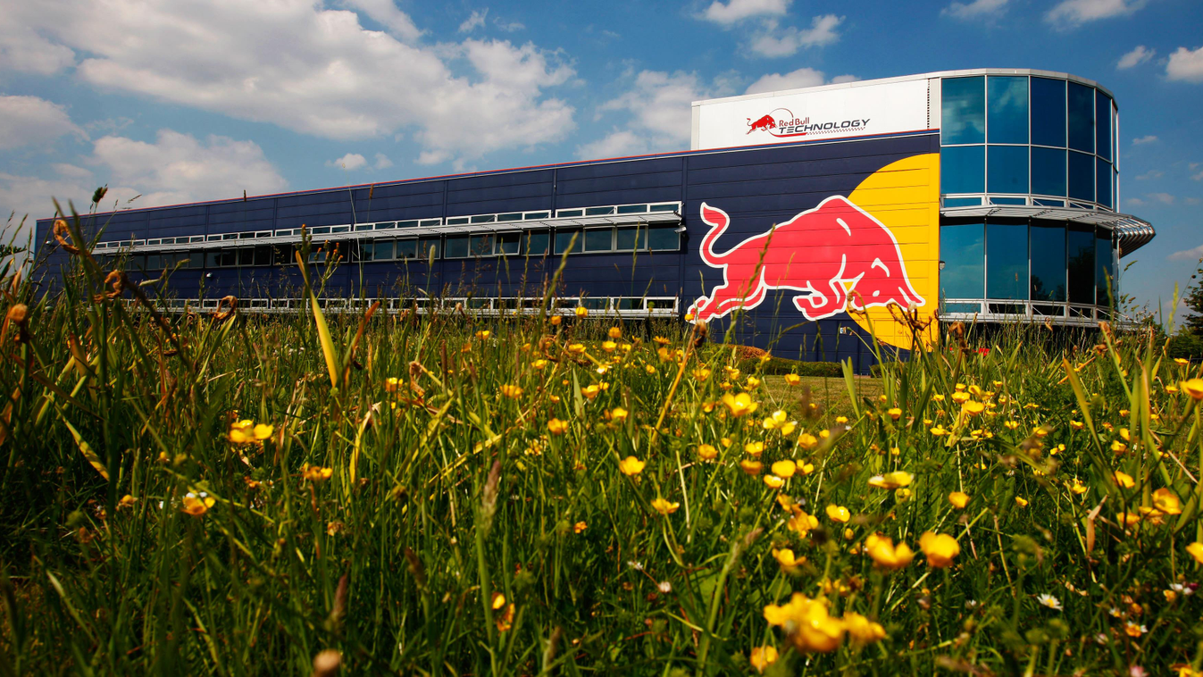 Forma-1, Red Bull Racing, Red Bull gyár, Red Bull főhadiszállás, Milton Keynes, Red Bull szimulátor 