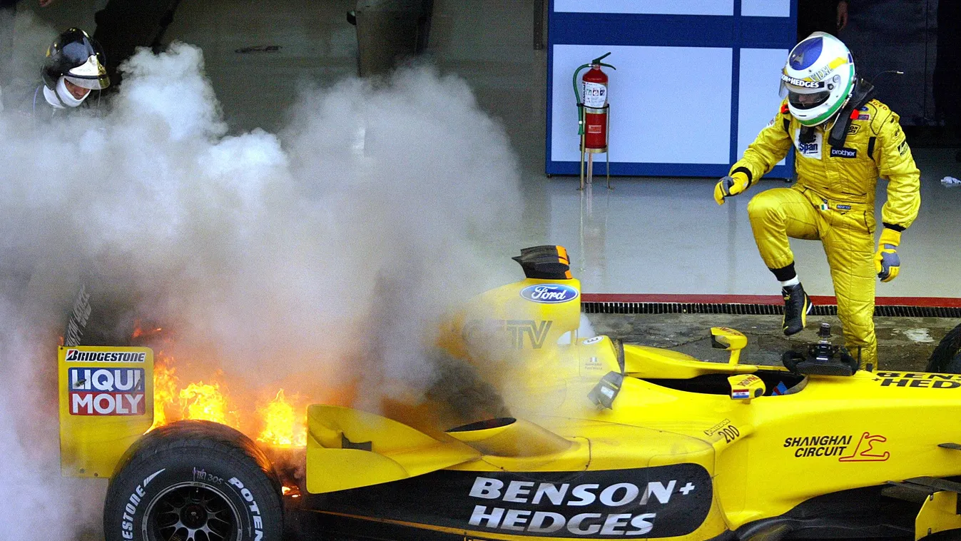 Forma-1, Giancarlo Fisichella, Jordan, Brazil Nagydíj 2003, tűz 