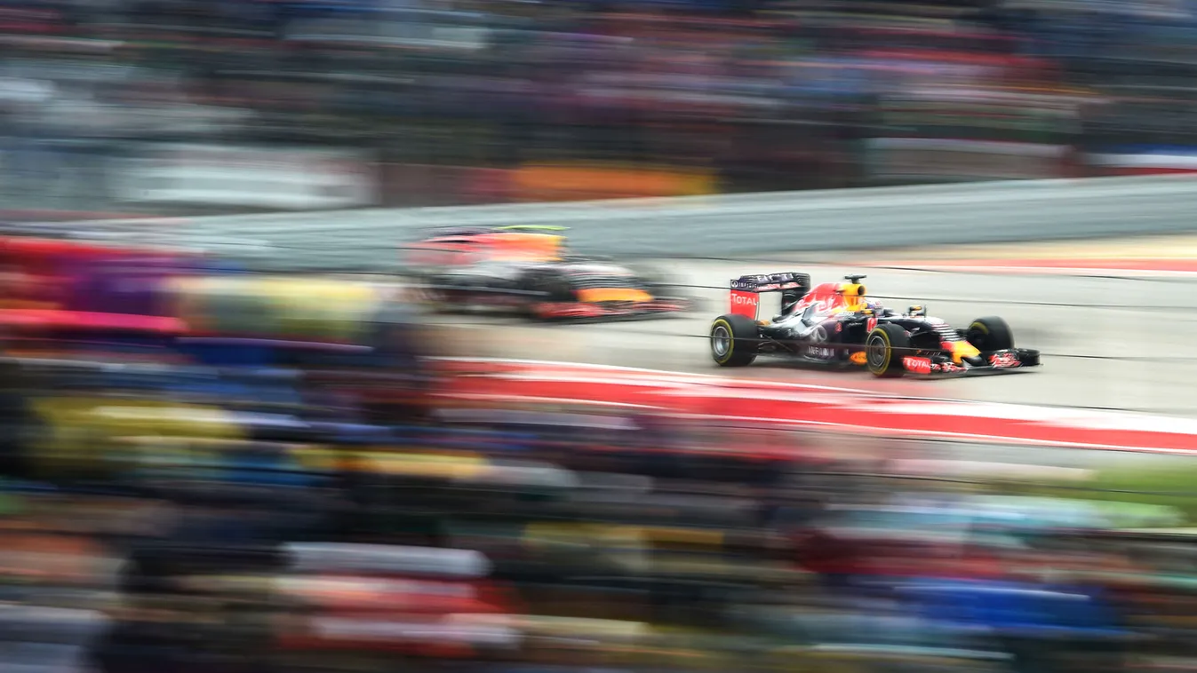 Forma-1, Daniel Ricciardo, Danyiil Kvjat, Red Bull, USA Nagydíj 