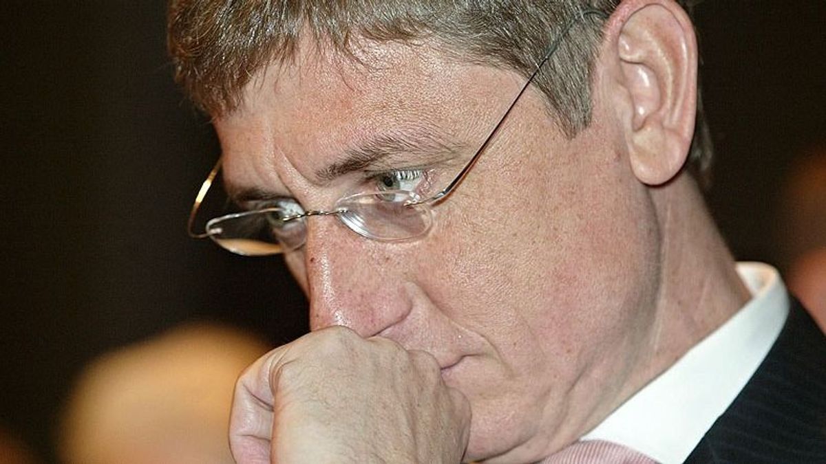 Megint láthatjuk Gyurcsány régi, kommunista reflexeit