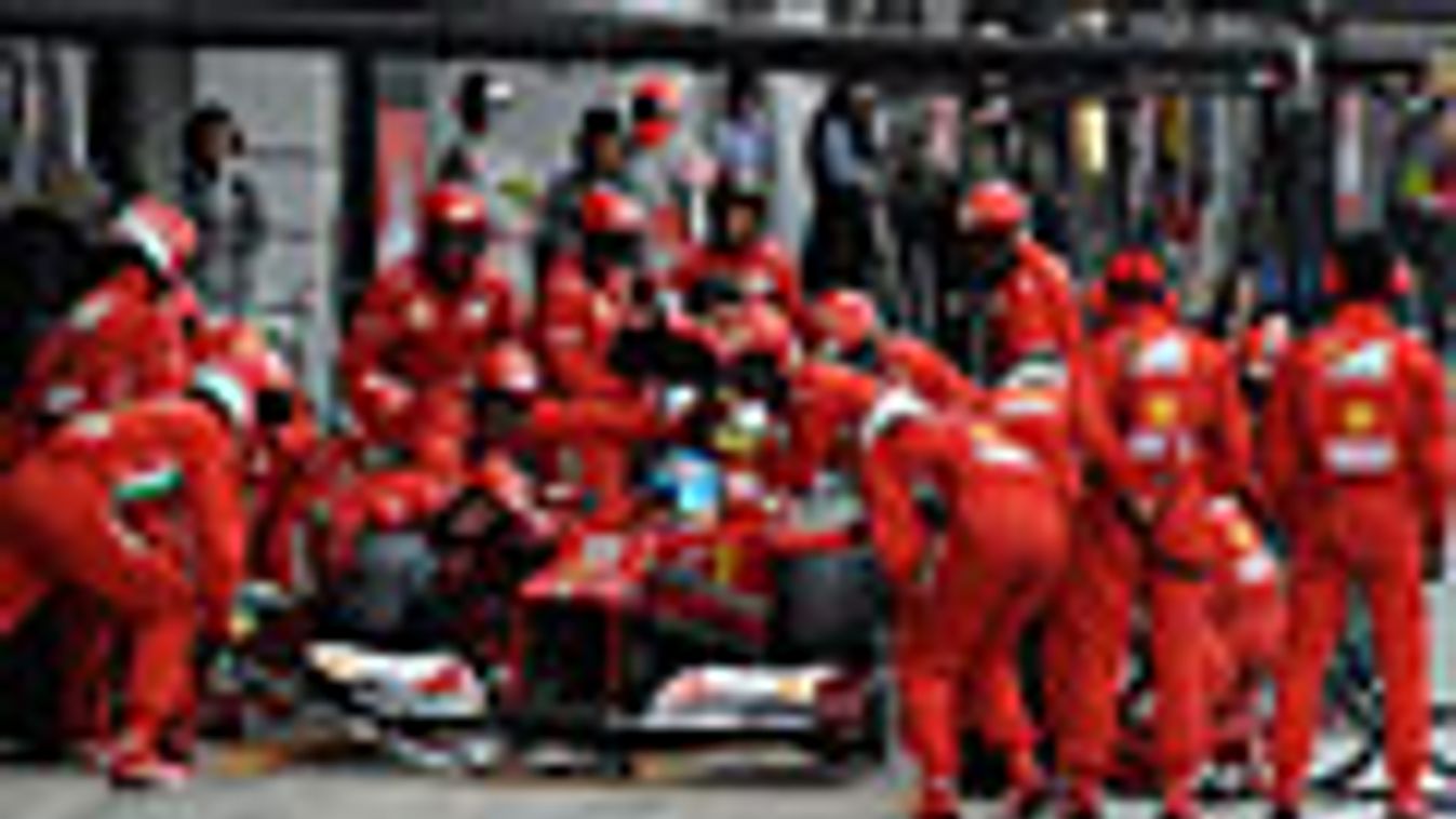 Forma-1, Ferrari, Fernando Alonso, kerékcsere