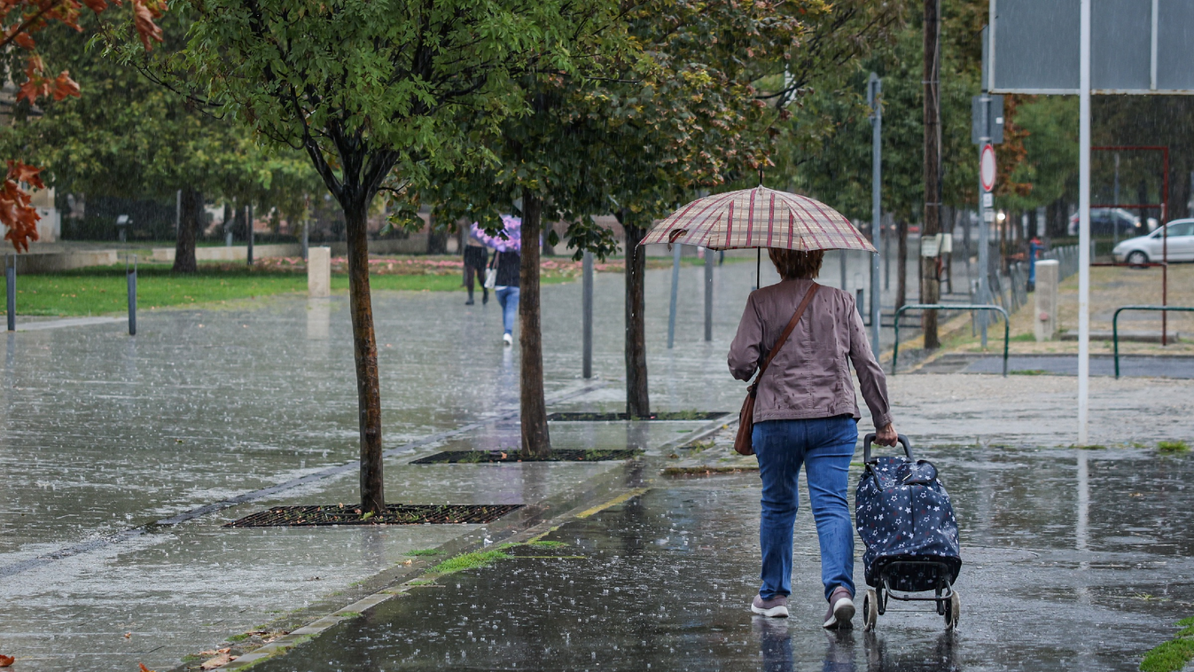 eső, víz, zivatar, időjárás, 2022.09.15. Budapest, Eső Újpesten 2022 szeptember 15-én 