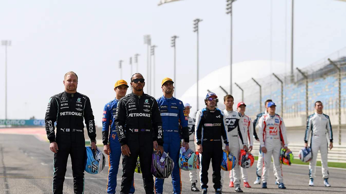 Forma-1, Lewis Hamilton, Valtteri Bottas, Bahrein teszt 1. nap, mezőny 