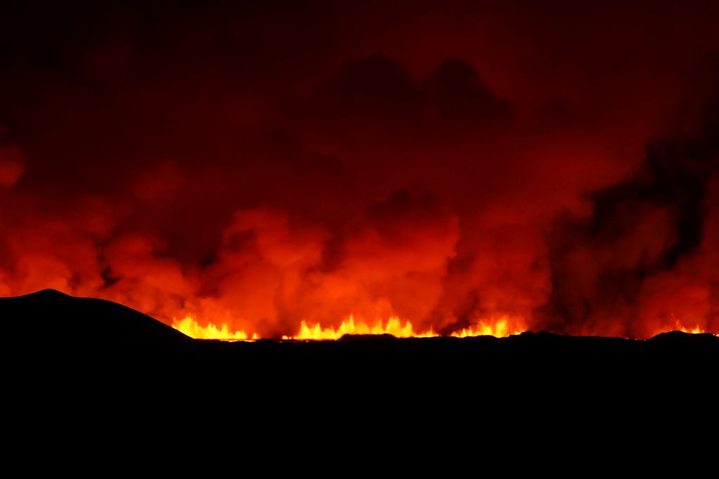 Vulkánkitörés, Izlandon, Vulkán, Izland, Grindavík, láva, 2024.02.08., 