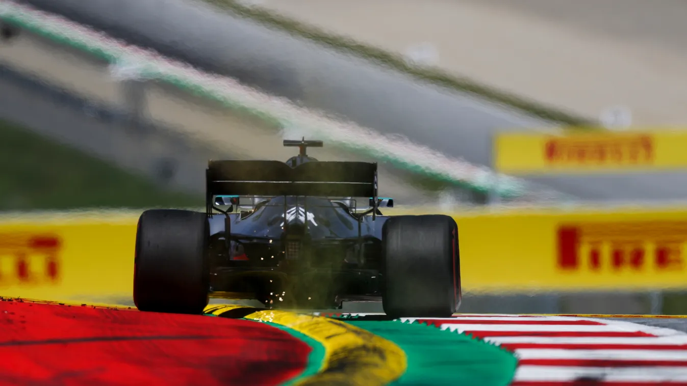 Forma-1, Pirelli, Osztrák Nagydíj, Lewis Hamilton, Mercedes 
