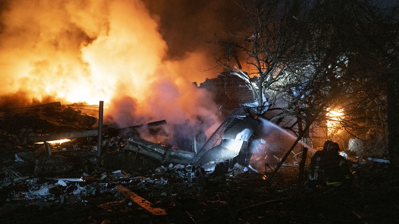 Ukrajna, orosz-ukrán háború, háború, 2023.11.30.,  Russian shelling in Pokrovsk city of Ukraine attack,Burn,Burning,Donbas,fire,flame,invasion,rescue action,Rus Horizontal 