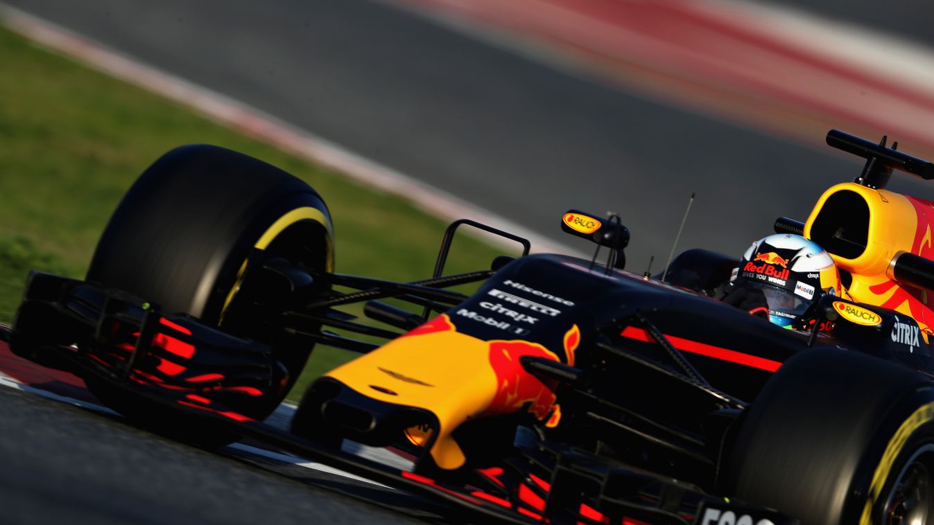Forma-1, Daniel Ricciardo, Red Bull Racing, Barcelona teszt 