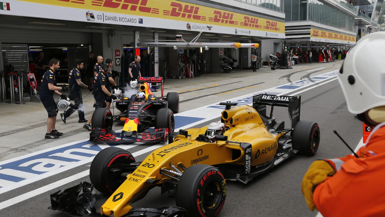 Forma-1, Renault, Red Bull, Kevin Magnussen, Daniel Ricciardo 