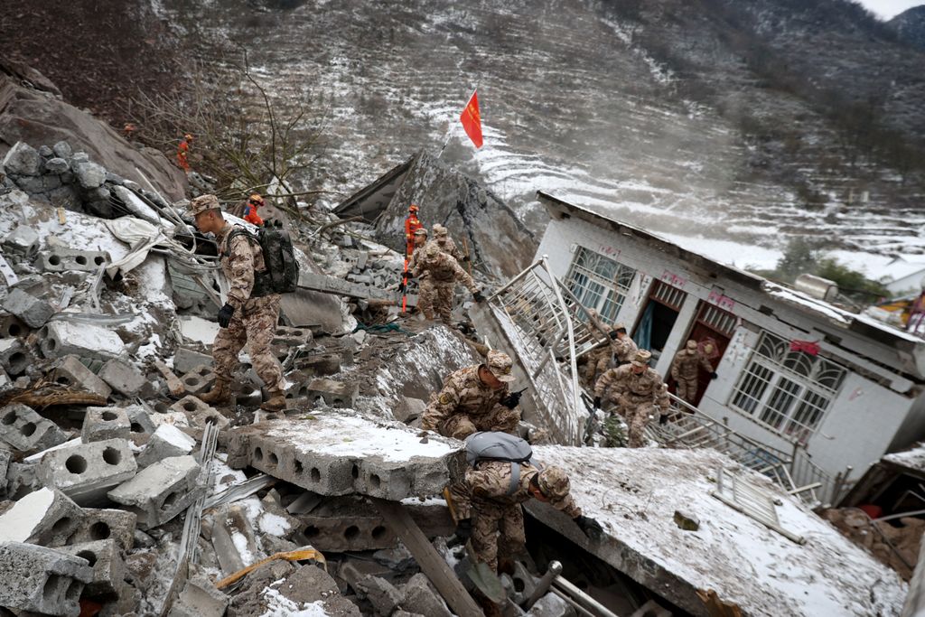 Kína, földcsuszamlás, január, 2024 