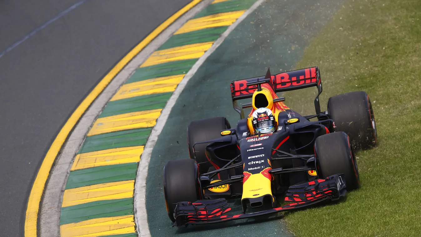 Forma-1, Daniel Ricciardo, Red Bull, Ausztrál Nagydíj, kicsúszás 
