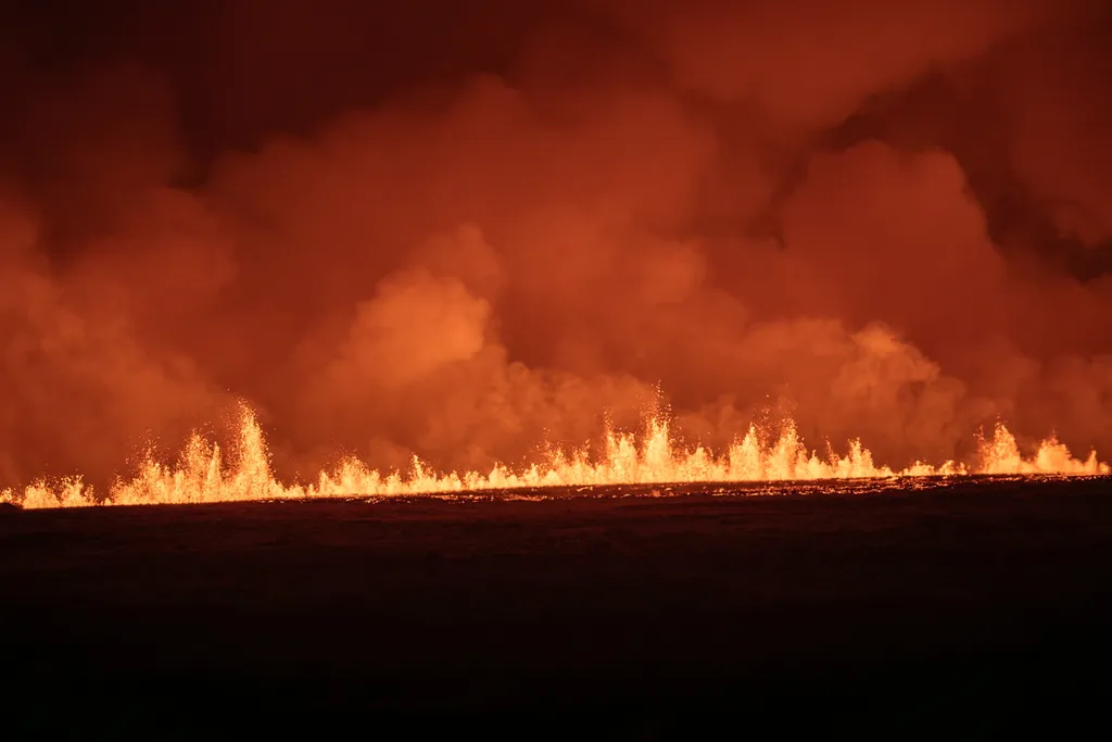 Grindavík, 2023. december 19., Izland, vulkán, vulkánkitörés, Reykjanes-félsziget, 