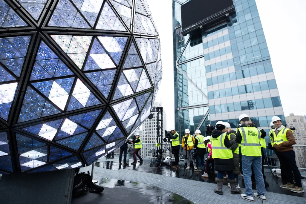New York, szilveszter, 2024  Times Square New Year's Eve ball unveiled with new design crystal ball,crystal ball new york,decoration,New Year,Times Squ Horizontal 