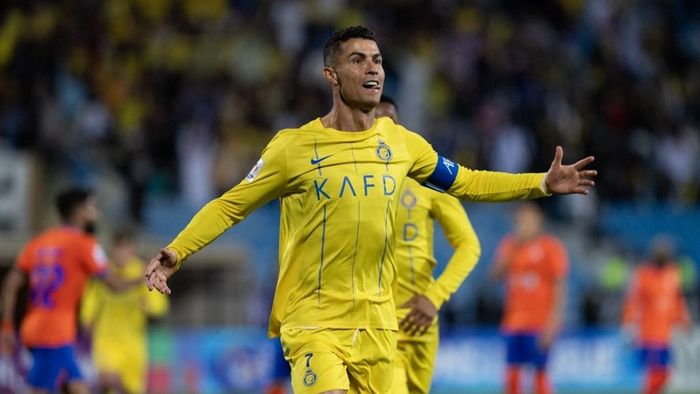 "Európában teljesen megszokott" - Cristino Ronaldo szánalmasan magyarázkodik, megúszhatja a gusztustalankodást