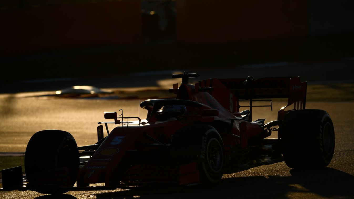 Forma-1, Sebastian Vettel, Scuderia Ferrari, Barcelona teszt, sziluett 