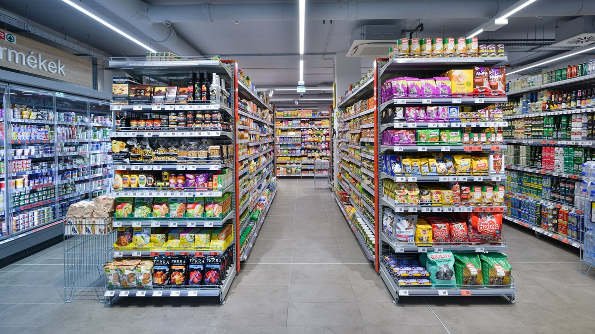 Kiderült, milyen termékekről hozott meglepő döntést az egyik hipermarketlánc