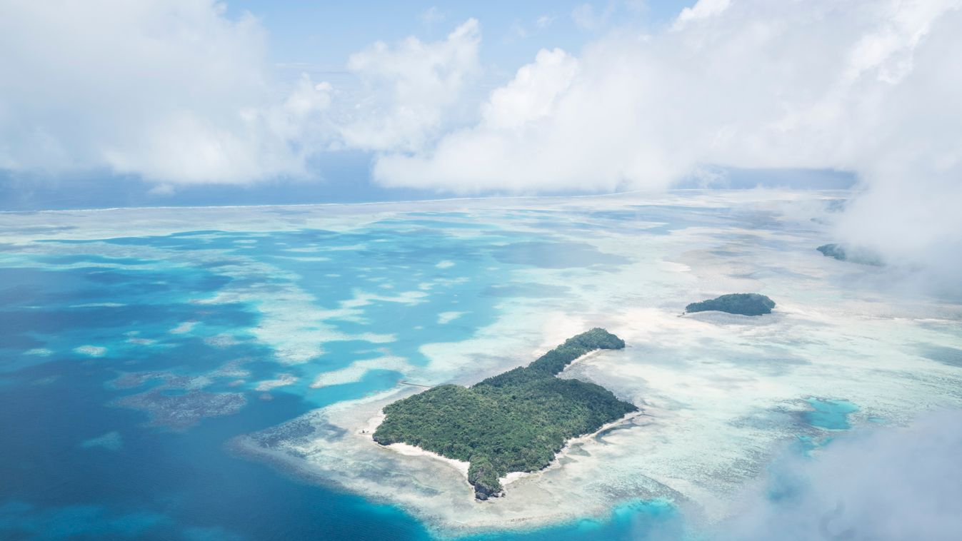 Trópusi szigete, hajóroncsok, villák, kevés turista, Micronesia 