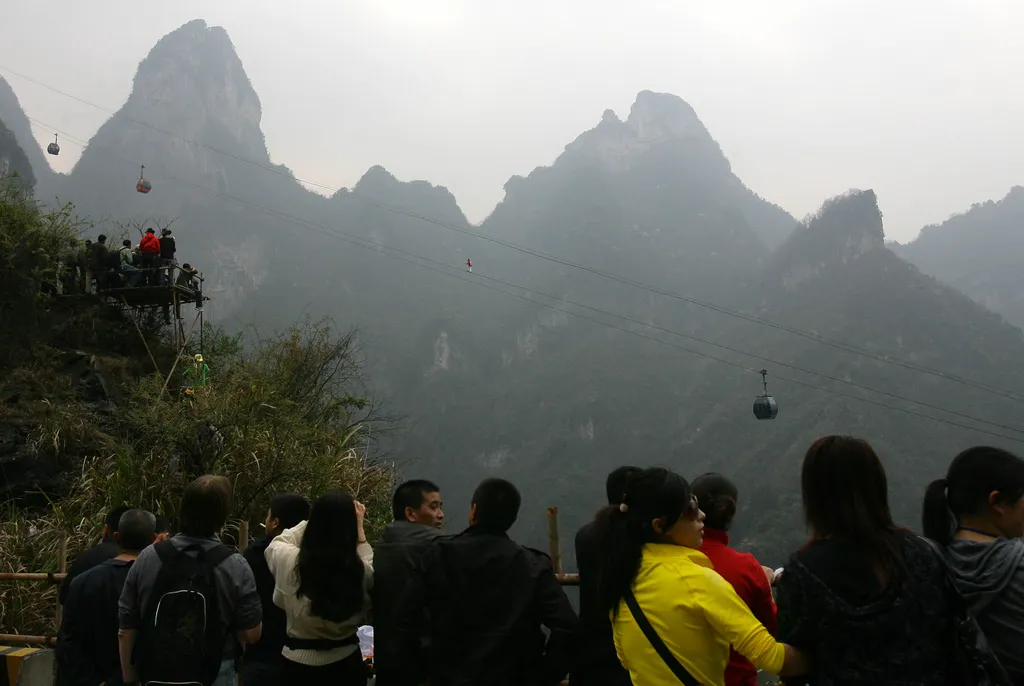 Kína, Tienmen Shan felvonó, 2024., 
 Tianmen Shan cable car: Zhangjiajie Resort, China China Chinese cable car Tianmen Shan Zhangjiajie Hunan Horizontal 