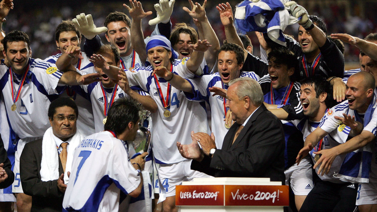 labdarugo-europa-bajnoksag-2004-a-gorog-csoda-podcast