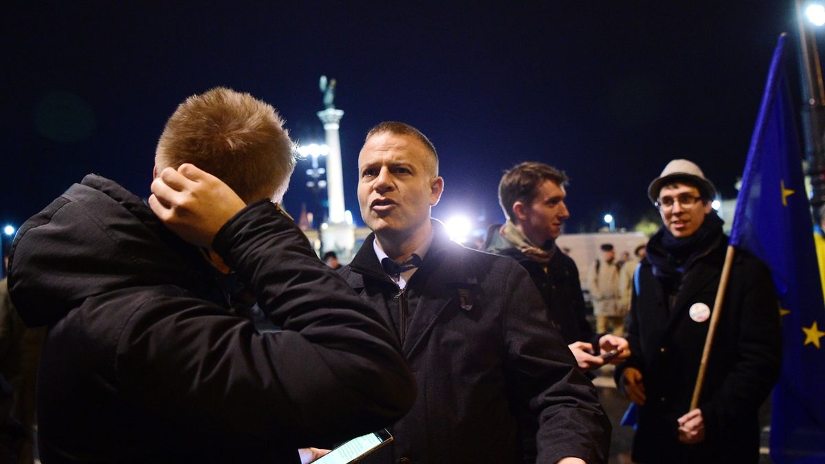 Most az agresszív Magyar Péter oldalán kezdett tarhálásba Juhász Péter