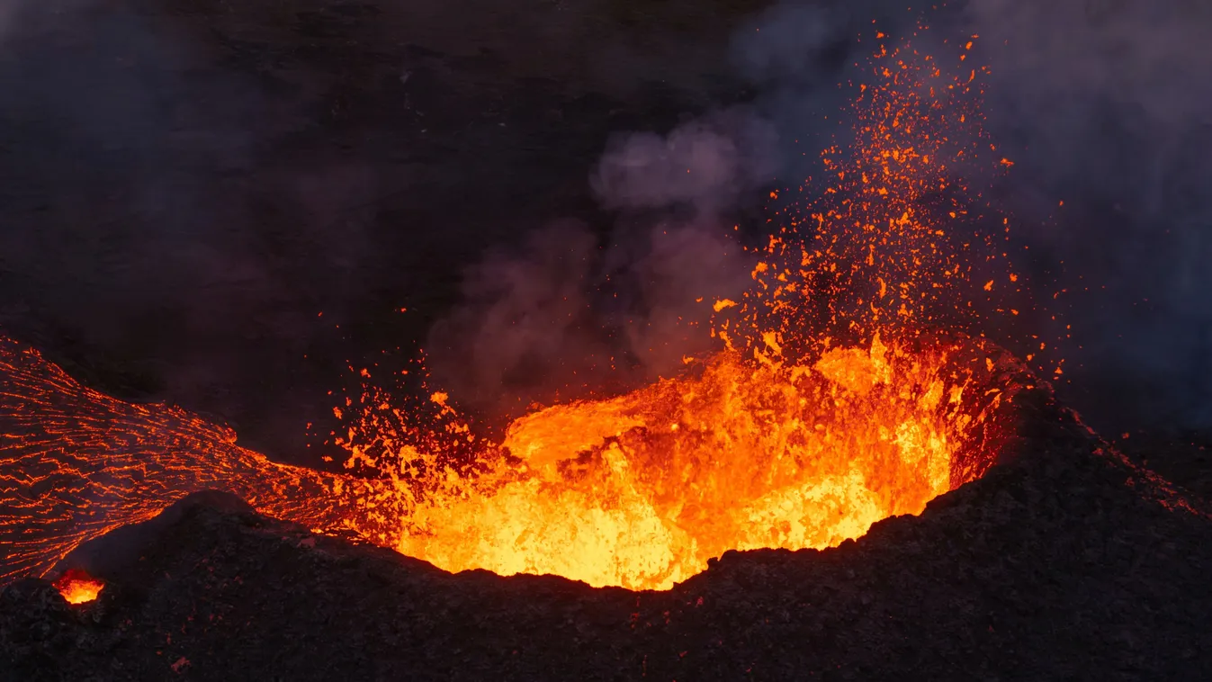 Vulkánkitörés: a rendőrség rendkívüli állapotot hirdetett az izlandi Reykjanes-félszigeten, Izlandvulkán, 2024