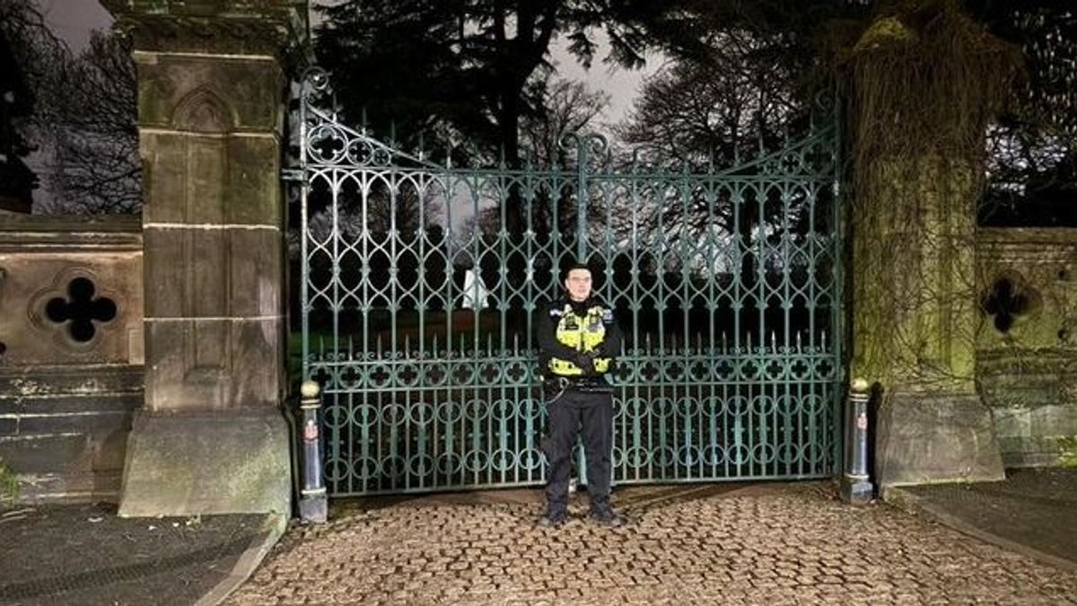 Halála késeltek egy tinédzsert egy parkban az Egyesült Királyságban