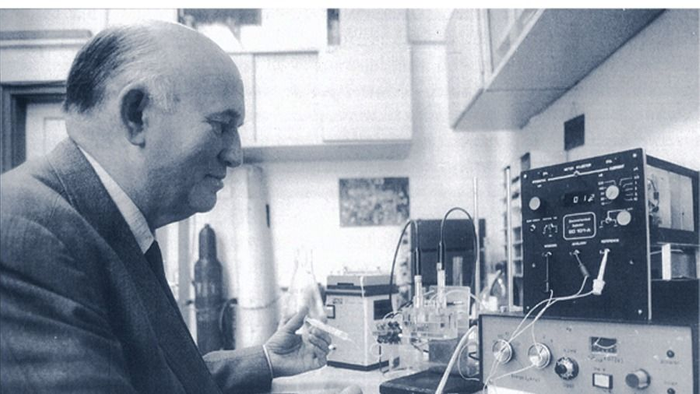 Pungor Ernő akadémikus az analitikai kémia nemzetközi hírű szaktudósa volt.