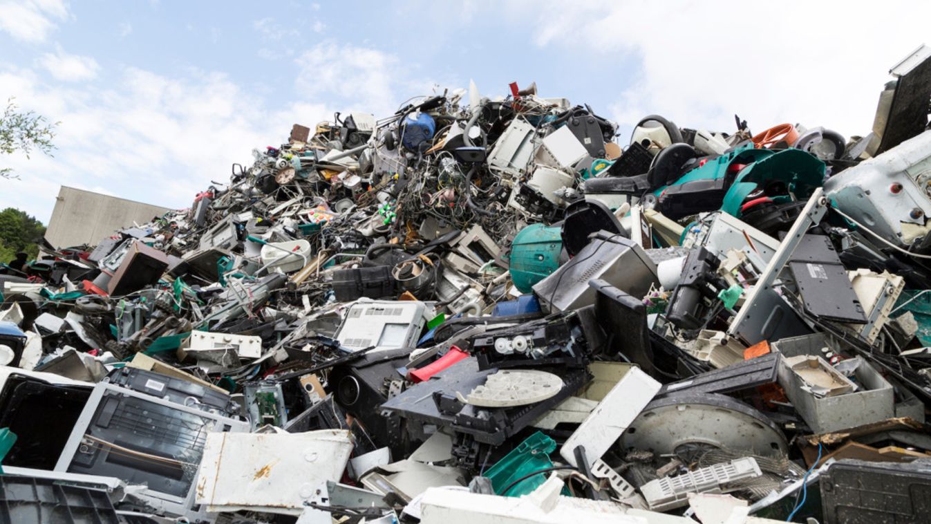 Electronic,Waste,And,Garbage,For,Recycling