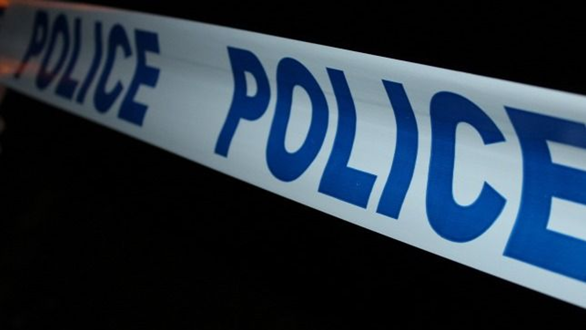 30 órán át bujkált egy ausztrál férfi egy csatornában a rendőrök elől