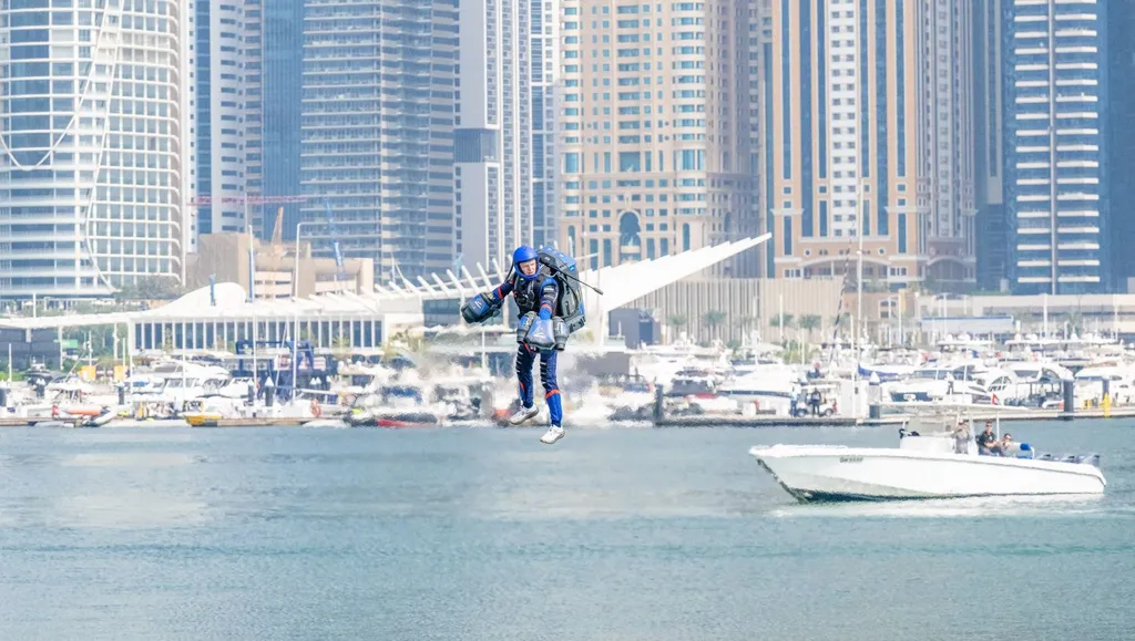 jetpack verseny, jetpack, sugárhajtású ruha, Dubai, jetpackversenyDubai, 