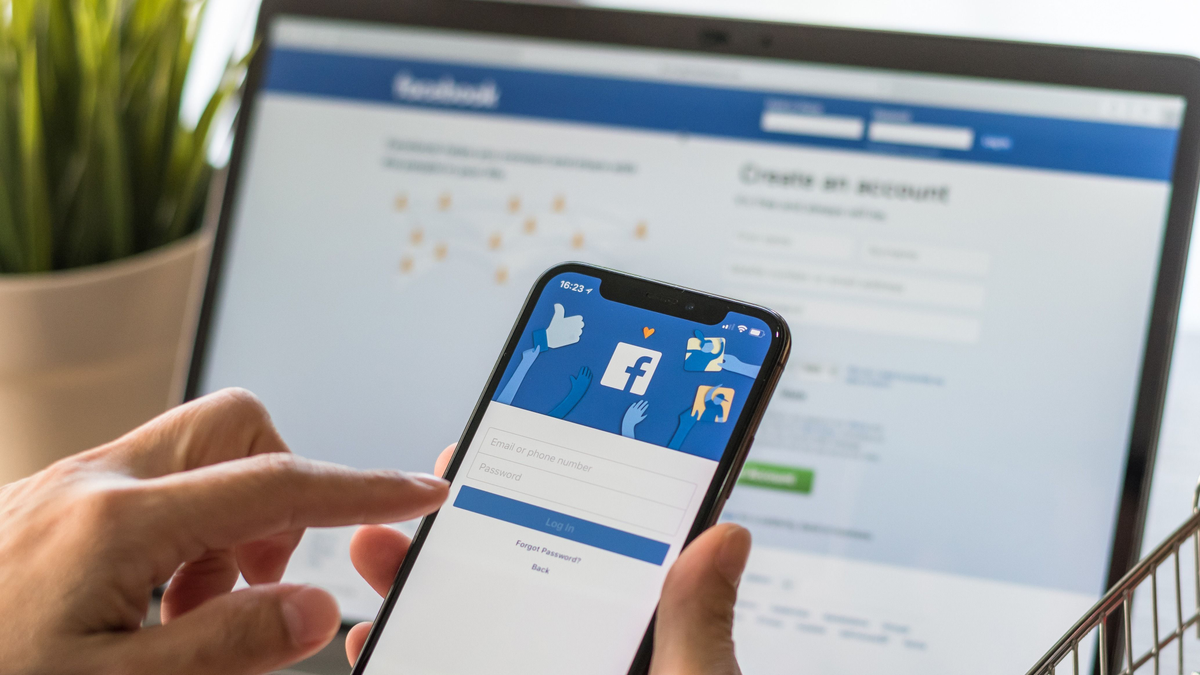Így röhög a világ a Facebookon