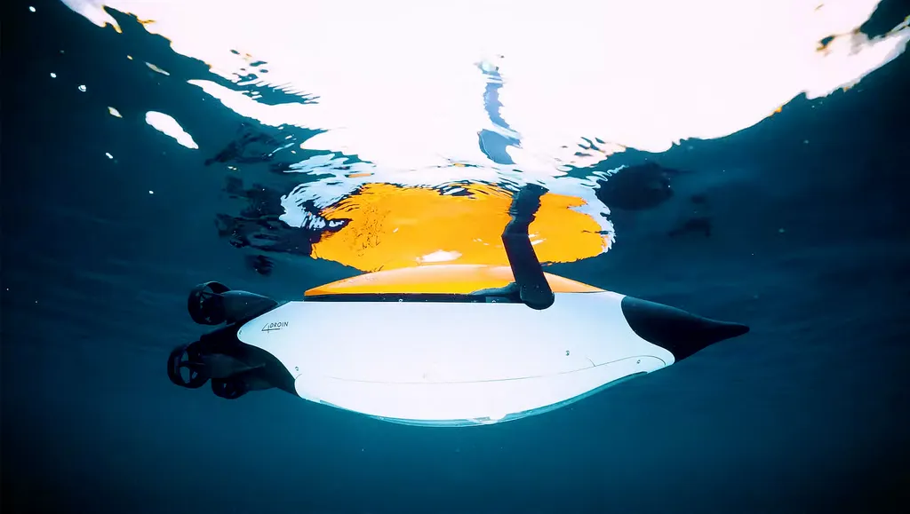 Quadroin: a pingvinek által ihletett víz alatti drón, ami feltárja az óceánok titkait, pingvindrón