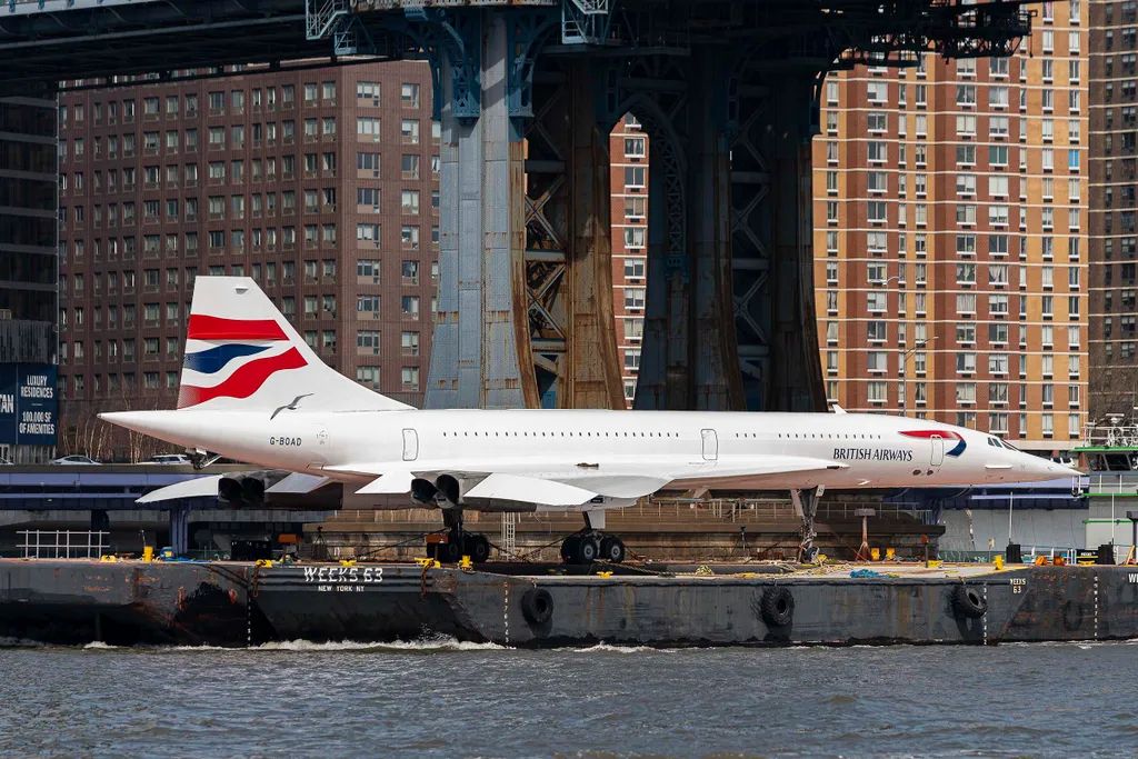 Concorde repülőgép, A British Airways brit légitársaság, New York, Intrepid múzeumhajó, 