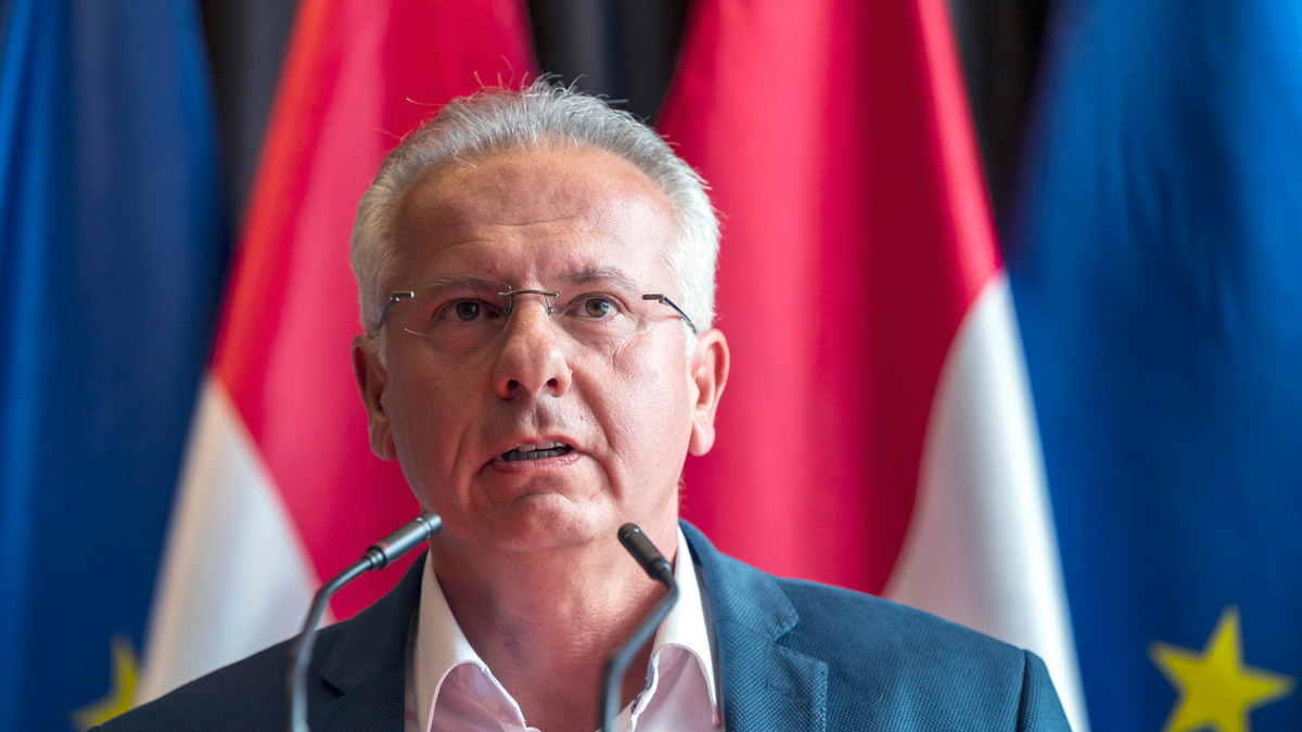 Botrányok és mutyi mutyi hátán a baloldali Pécsett