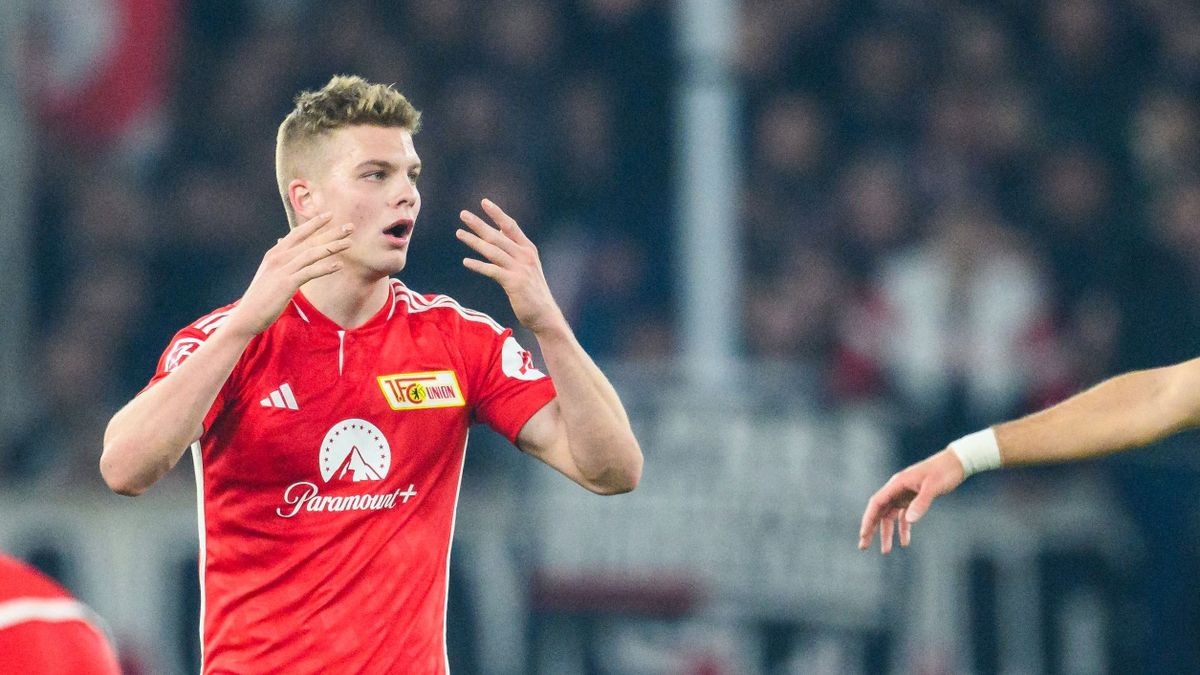 Őrületes hiba döntött Schäfer Andrásék meccsén - videó