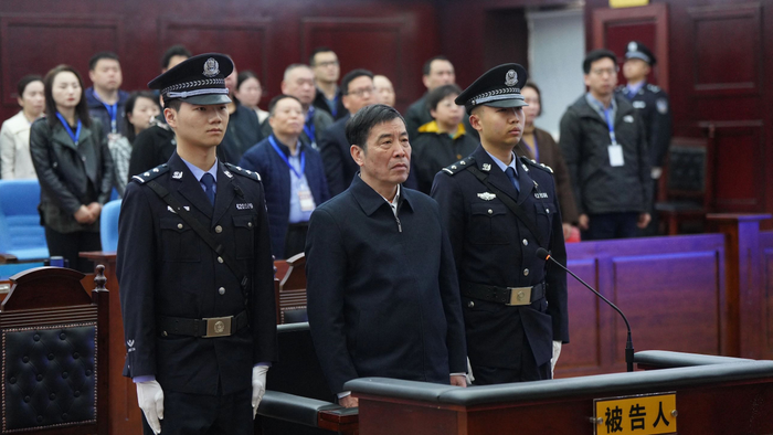 Életfogytiglani börtönbüntetésre ítélték a kínai futballszövetség korábbi vezetőjét
