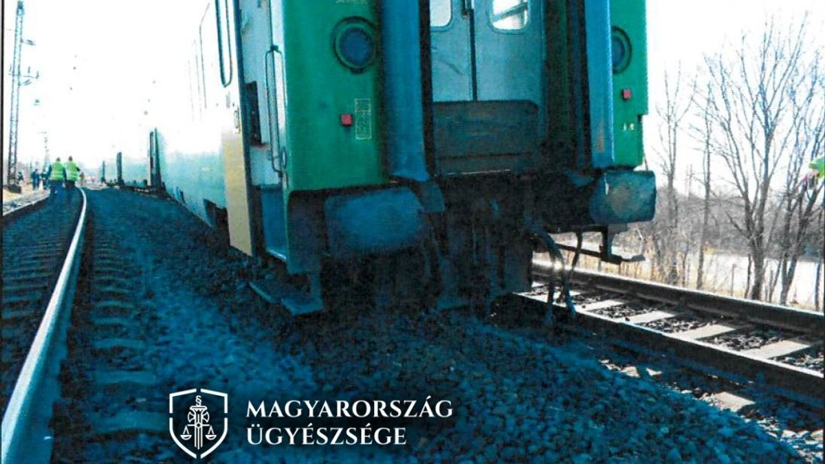 Túl gyorsan ment, ezzel végzetes balesetet okozott egy mozdonyvezető Tatabányán - videó