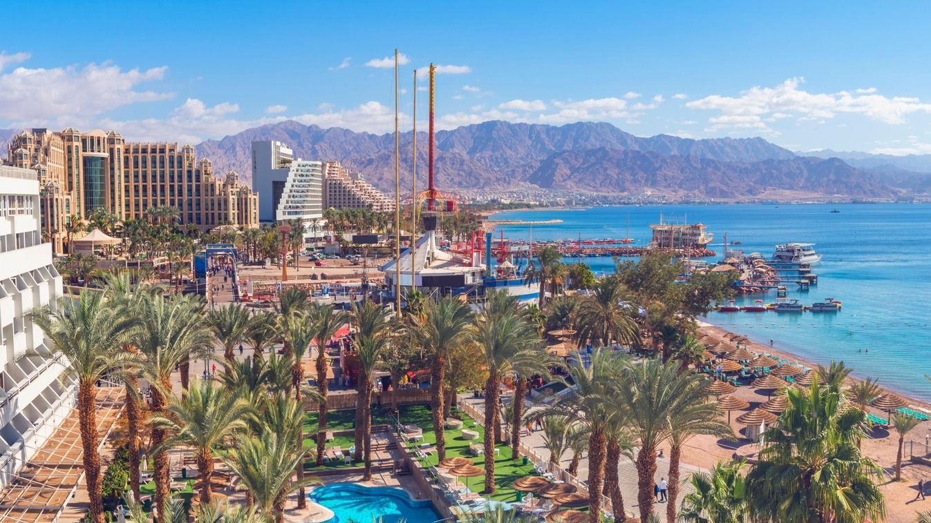 Eilat üdülővárosa Izrael egyetlen közvetlen kijárata a Vörös-tengerre