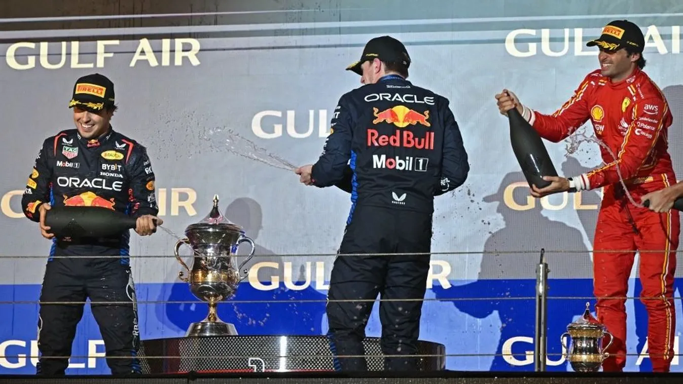 Forma-1, Bahreini Nagydíj 2024, a dobogósok, Max Verstappen, Sergio Pérez, Carlos Sainz