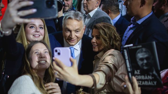 Rengetegen hallgatták Orbánt Viktort - fotók