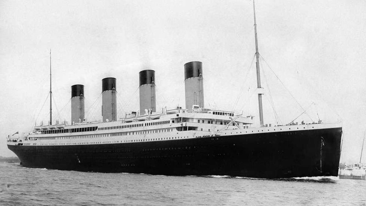 Árverésre bocsátották a Titanic egyik leghíresebb utasának aranyóráját