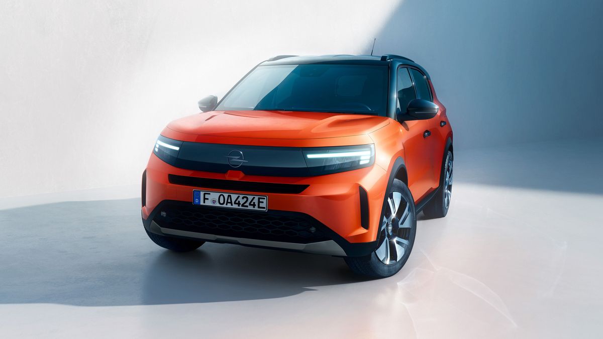 Ez lehet a legnépszerűbb Opel Magyarországon, mutatjuk róla az első képeket