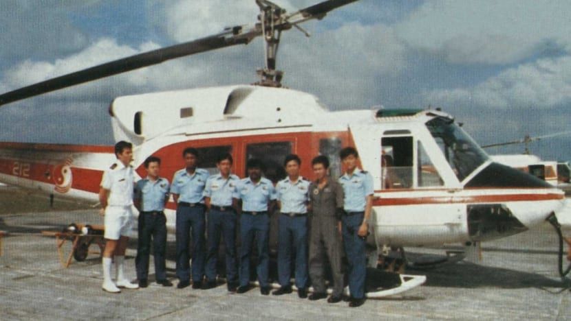 1983. január 29., Szingapúr, olajfúró fúrótorony, áthaladt a szingapúri felvonórendszer légi kötélpályája, nekiütközött a Jardine Steps állomás és a Sentosa állomás közötti vízi út felett húzódó kábelnek, mentés, katasztrófa, baleset, felvonó