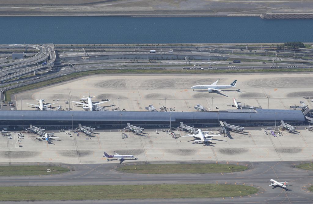 Folyamatosan süllyed a világ egyik legkülönlegesebb repülőtere, Kanszai nemzetközi repülőtér, Kanszainemzetközirepülőtér